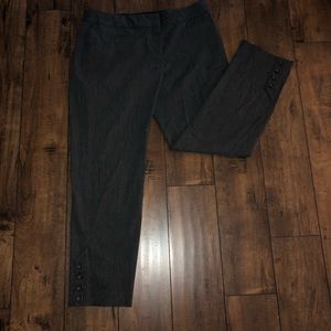 Express
Dark Gray Dress Pant Capri
Size 8